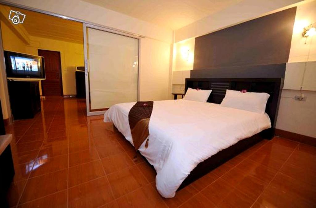 2Gether Guesthouse Karon Rum bild