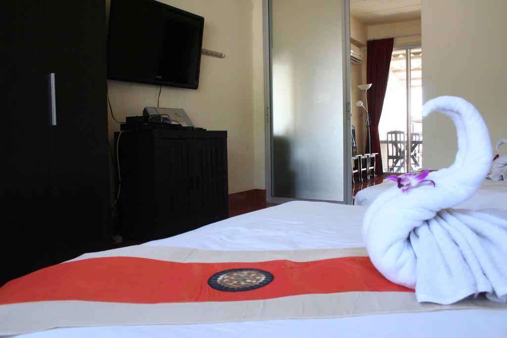2Gether Guesthouse Karon Rum bild